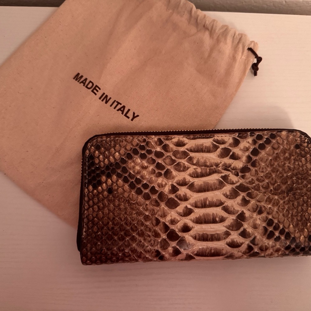 VERO PITONE  Wallet